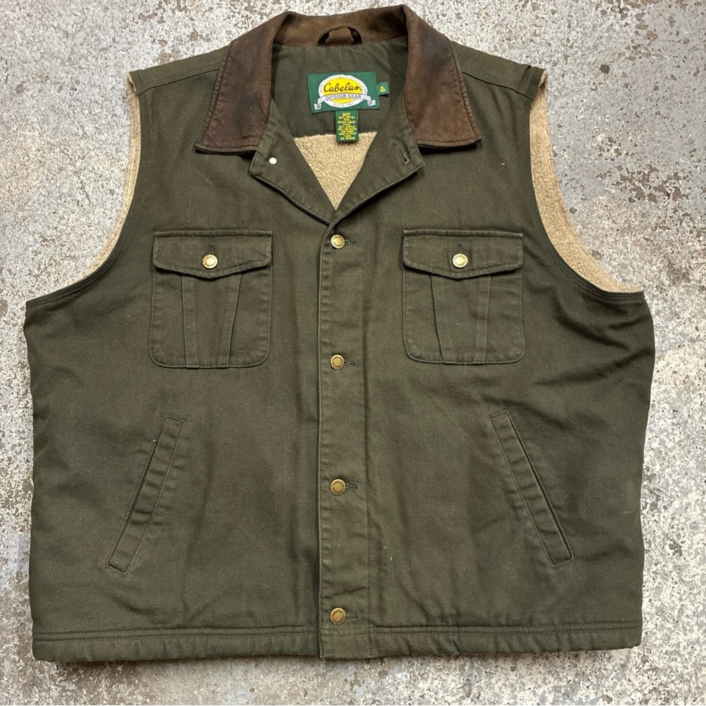Cabela's Men's Olive Green Vest Sherpa lined leather collar like new